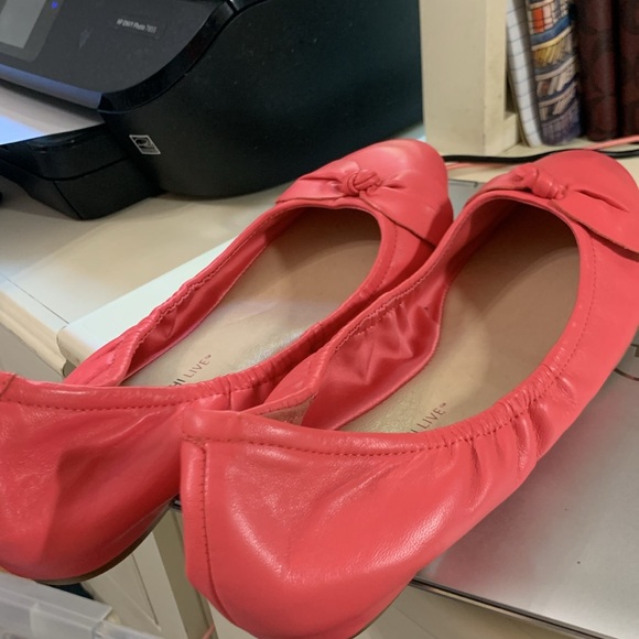 Isaac mizrahi live. Hot pink bow ballerina slippers. 10 med. New. Never worn. - Picture 2 of 8